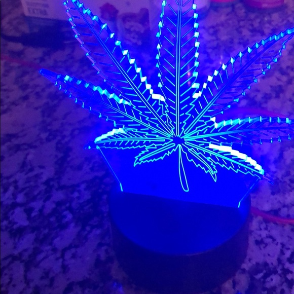 Other - Led leaf light